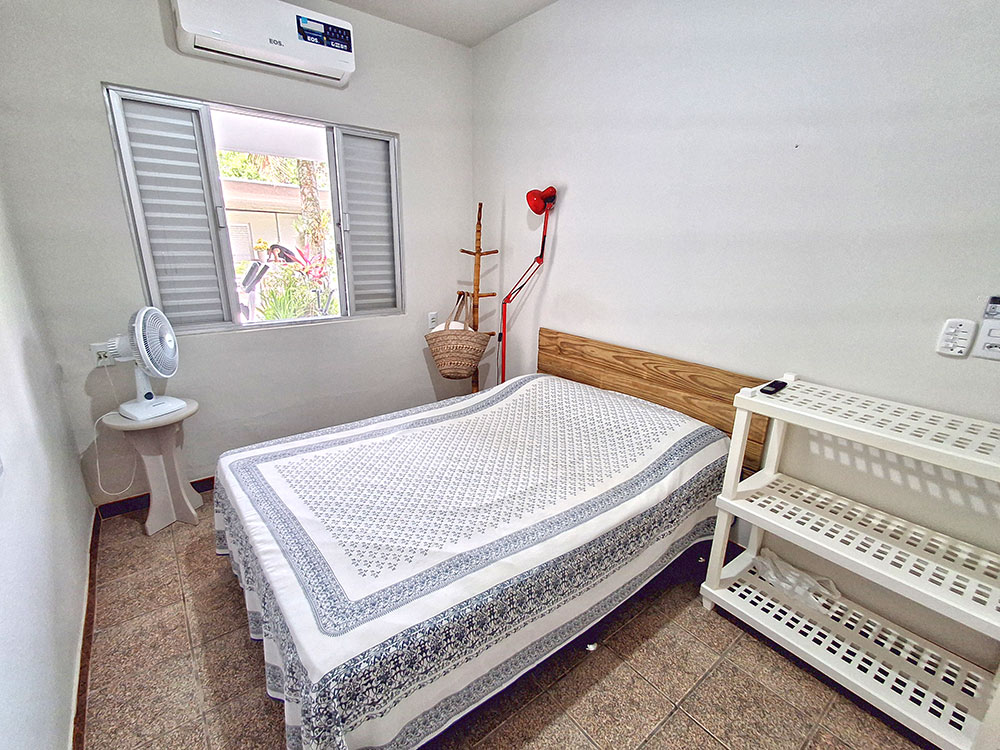 Dormit&oacute;rio 03