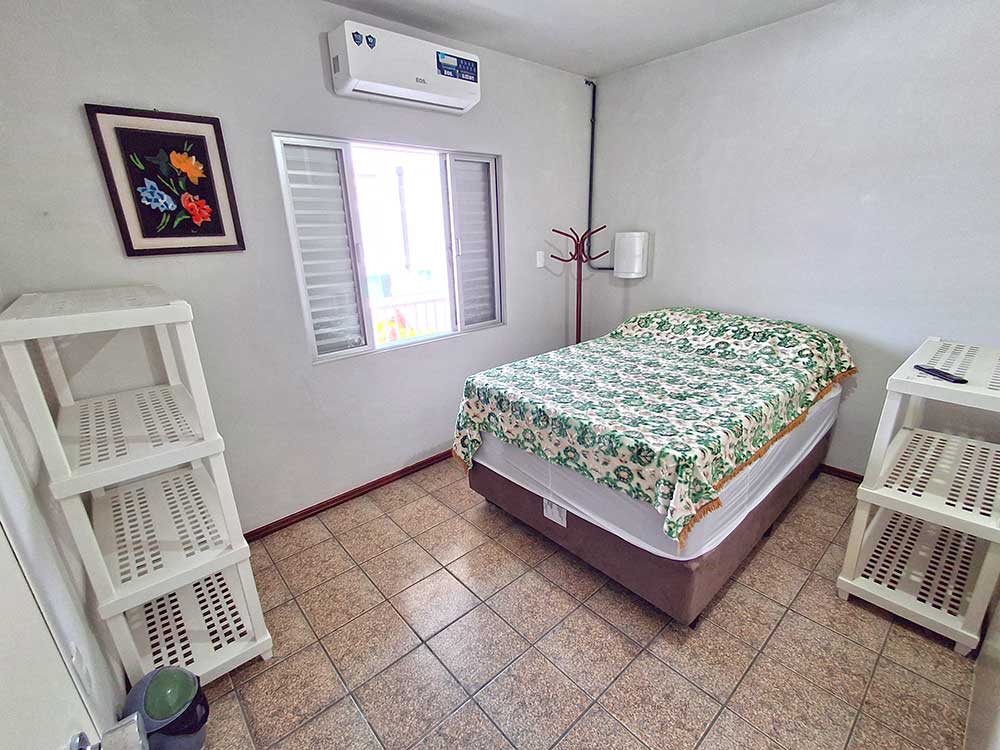 Dormit&oacute;rio 01